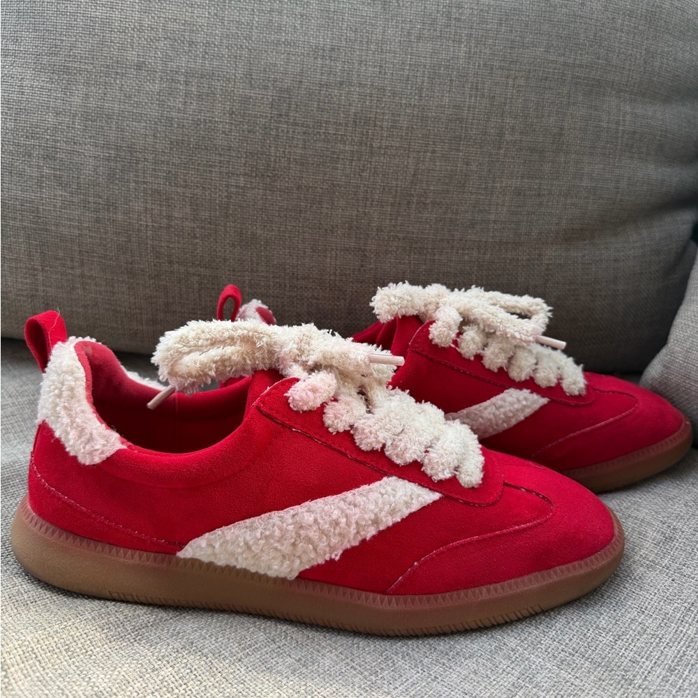 Coconuts By Matisse Wylder Sneaker Shoes with Cream Accents Womens Size 9.5